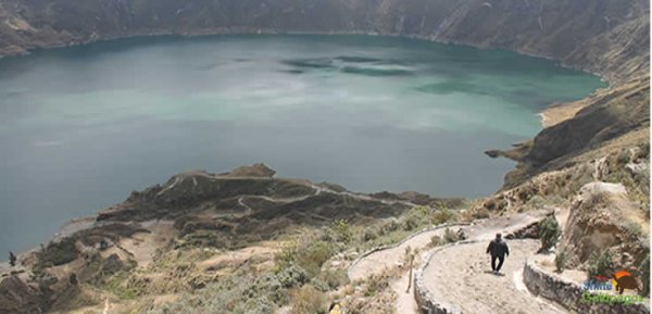 Quilotoa Hiking