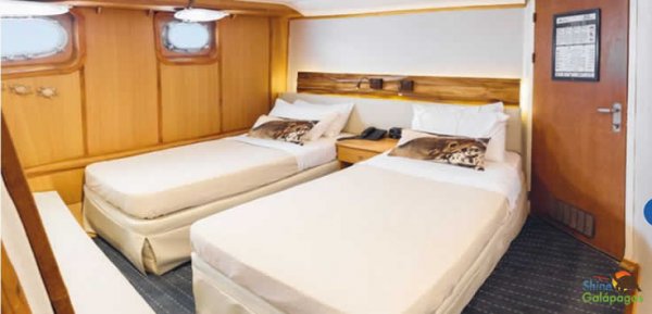 Twin cabin Coral II